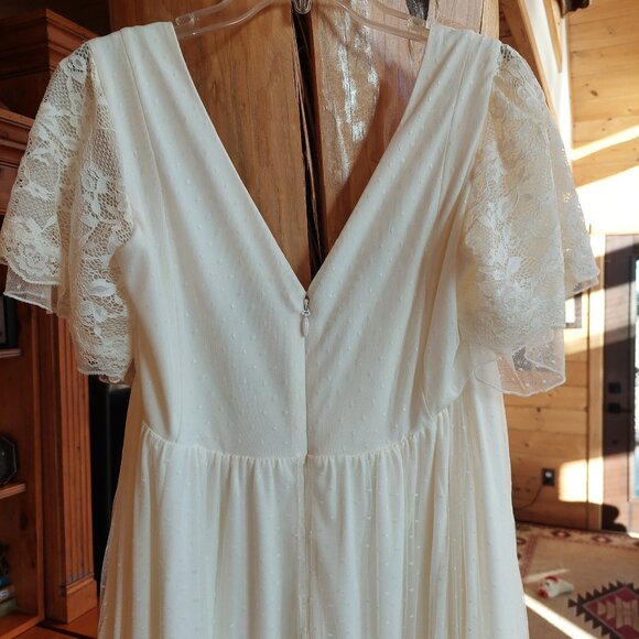 Torrid Boho, Beach, Western lace Wedding dress size xxl - Picture 7 of 14